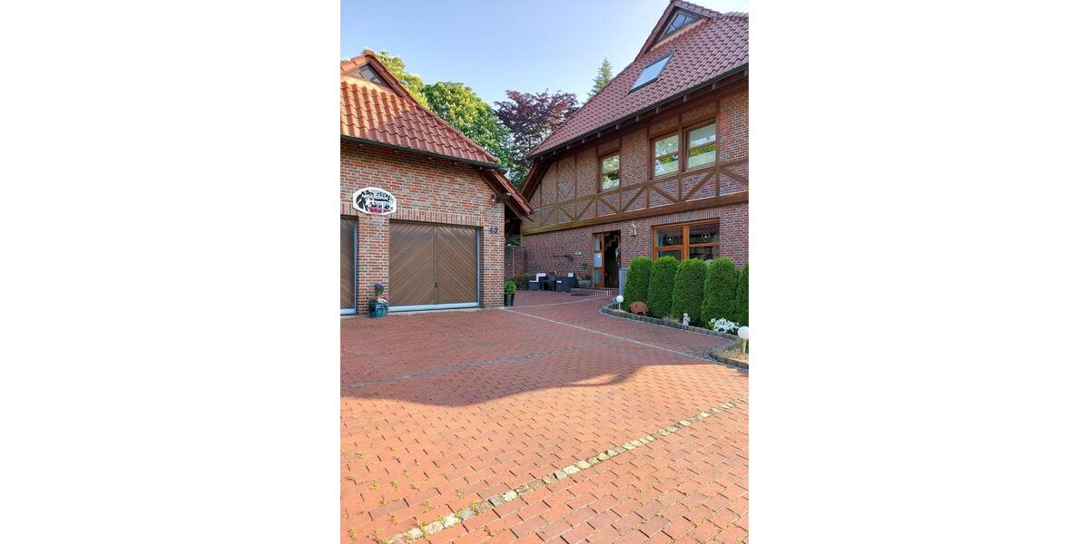 Mehrfamilienhaus, Wohnhaus Hüllhorst - 11 Zimmer, 350 m&sup2;, 599.000&euro; | Angebot:25806871