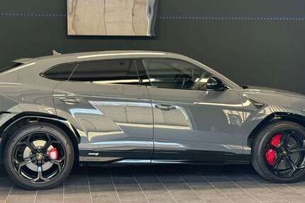 Lamborghini Urus 19.000 km 265.500 &euro; Bielefeld 33647
