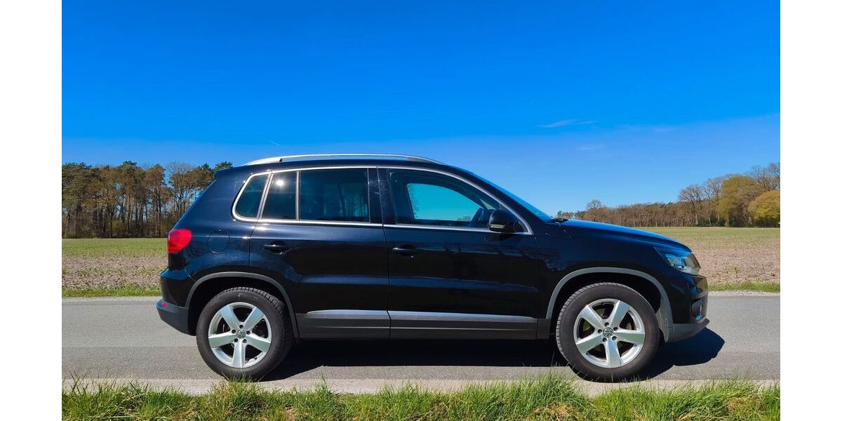 VW Tiguan 207.000 km 9.450 &euro; Schloß Holte-Stukenbrock 33758