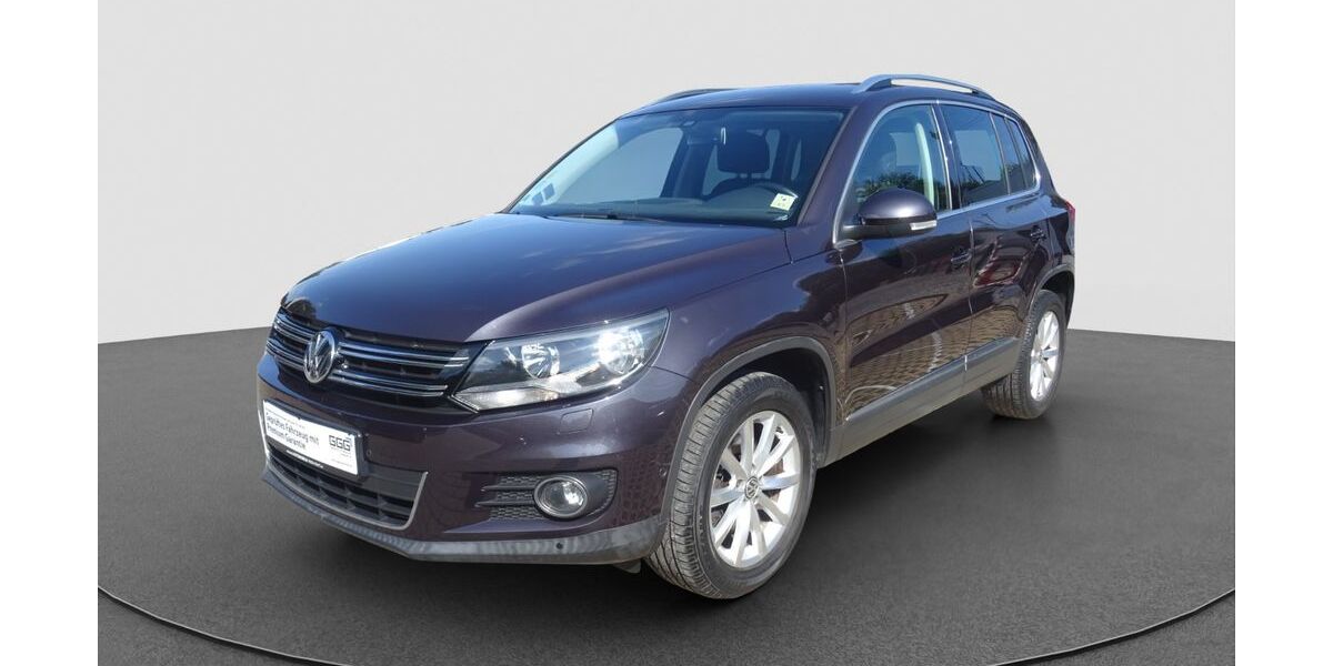 VW Tiguan 99.999 km 9.999 &euro; Löhne 32584