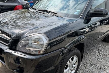 Hyundai TUCSON 254.400 km 3.490 &euro; Bielefeld 33659