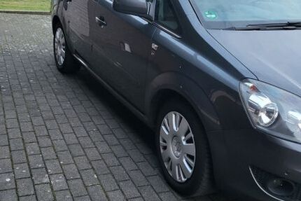 Opel Zafira 144.000 km 7.100 &euro; Halle Westfalen 33790