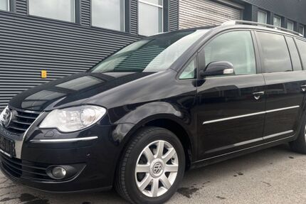 VW Touran 215.000 km 6.900 € Löhne 32584