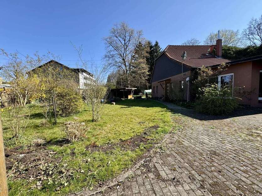 Grundstück zu verkaufen in Schloß Holte-Stukenbrock 199.000 € 1604 m²