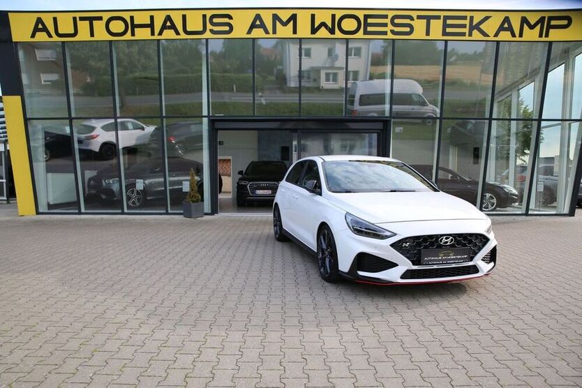 i30
