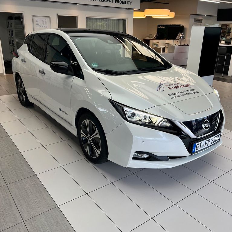Nissan Leaf 59.900 km 15.990 € Rietberg 33397