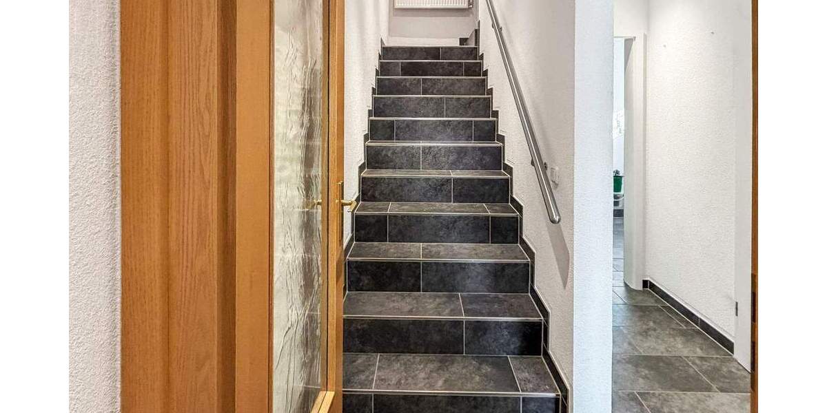 Mehrfamilienhaus, Wohnhaus Vlotho Valdorf - 8 Zimmer, 203 m&sup2;, 295.000&euro; | Angebot:25744177