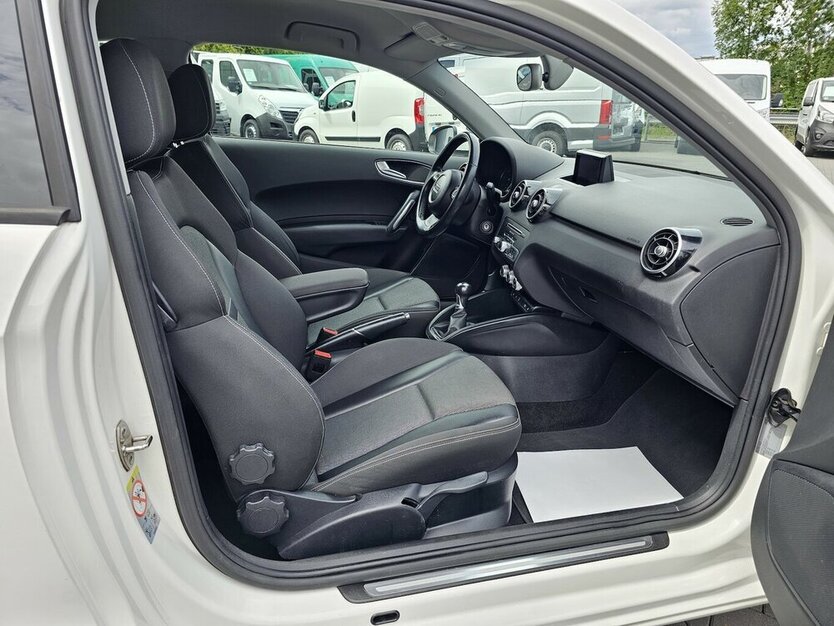 A1 1.6 TDI Sport NAVI XENON TEMPO.SHZ