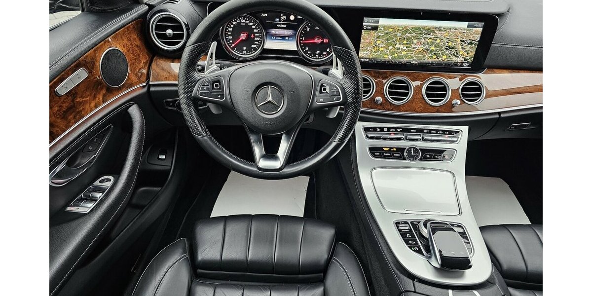 Mercedes-Benz E 220 d T LEDER NAVI LED KAMERA el.Heckklappe 207.800 km 17.790 &euro; Löhne 32584