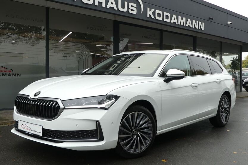 Skoda Superb 18.387 km 39.550 € Rheda-Wiedenbrück 33378