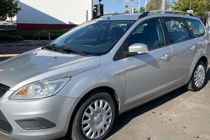 Ford Focus 154.500 km 3.990 € Herford 32049