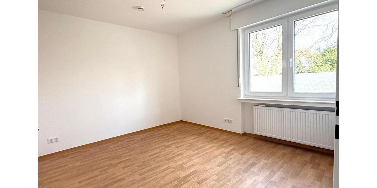 Etagenwohnung Bad Salzuflen - 4 Zimmer, 122 m&sup2;, 1.280&euro; | Angebot:26618136