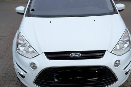 Ford S-Max 125.000 km 12.500 &euro; Bünde 32257