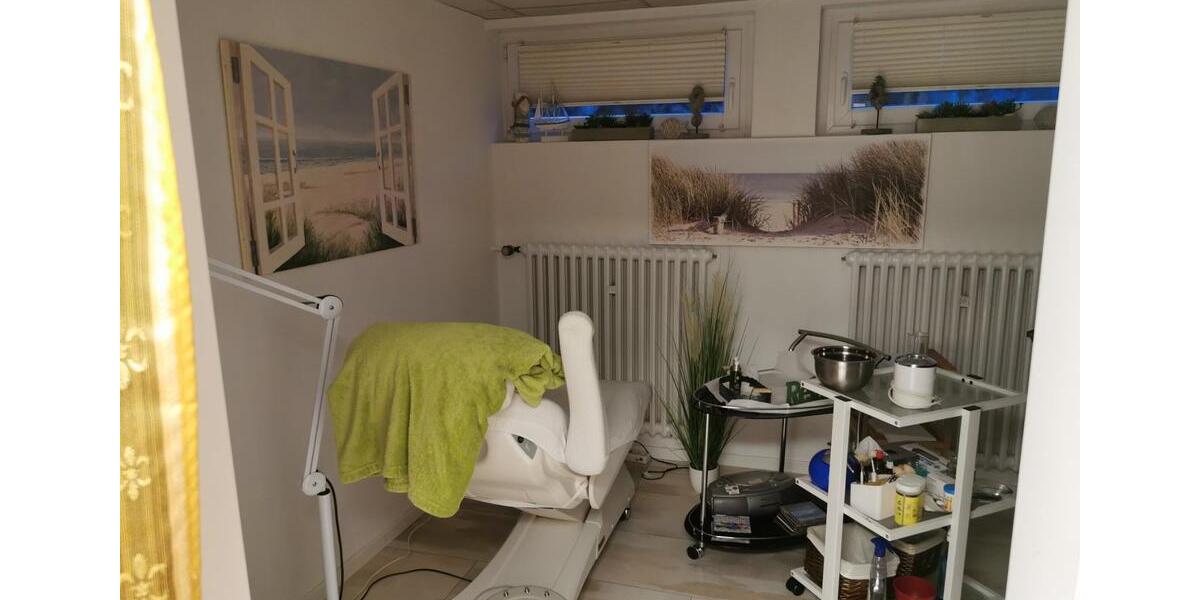 Kosmetikstudio in super Lage (Bad Salzuflen) inklv. Ausstattung zimmer