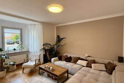 Reserviert: Doppelhaushälfte mit Baugrund. 7 zimmer