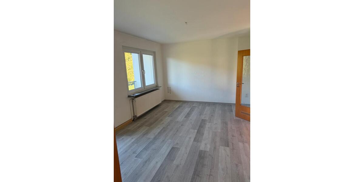 Etagenwohnung Bad Salzuflen - 3 Zimmer, 68 m&sup2;, 525&euro; | Angebot:26397836