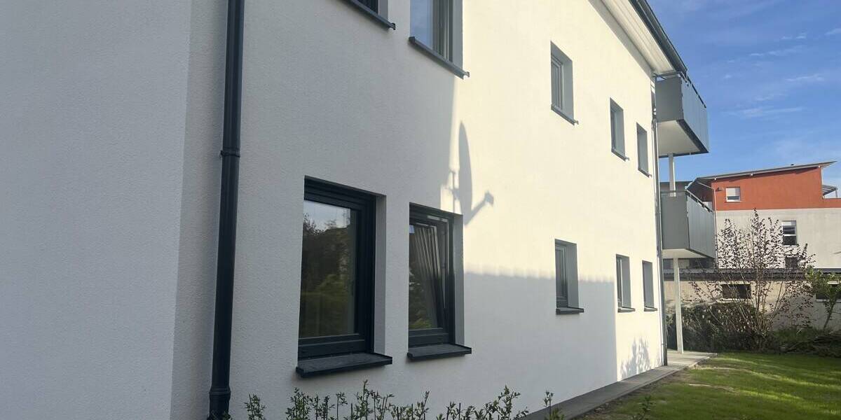 Etagenwohnung Lage - 3 Zimmer, 87 m&sup2;, 1.040&euro; | Angebot:25984587