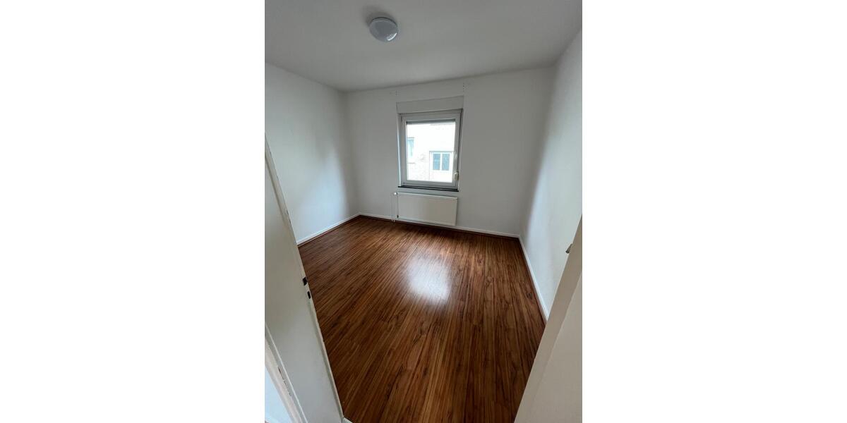 Erdgeschoßwohnung Herford Falkendiek - 3 Zimmer, 80 m&sup2;, 1.000&euro; | Angebot:26444156