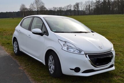 Peugeot 208 103.187 km 5.200 € Steinhagen 33803