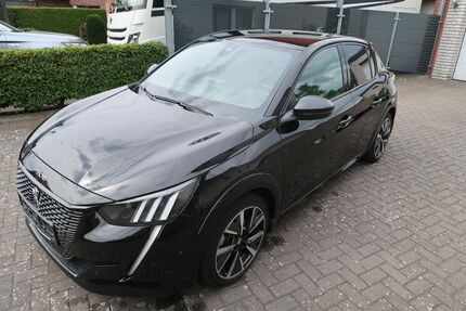 Peugeot 208 60.300 km 14.690 &euro; Verl 33415