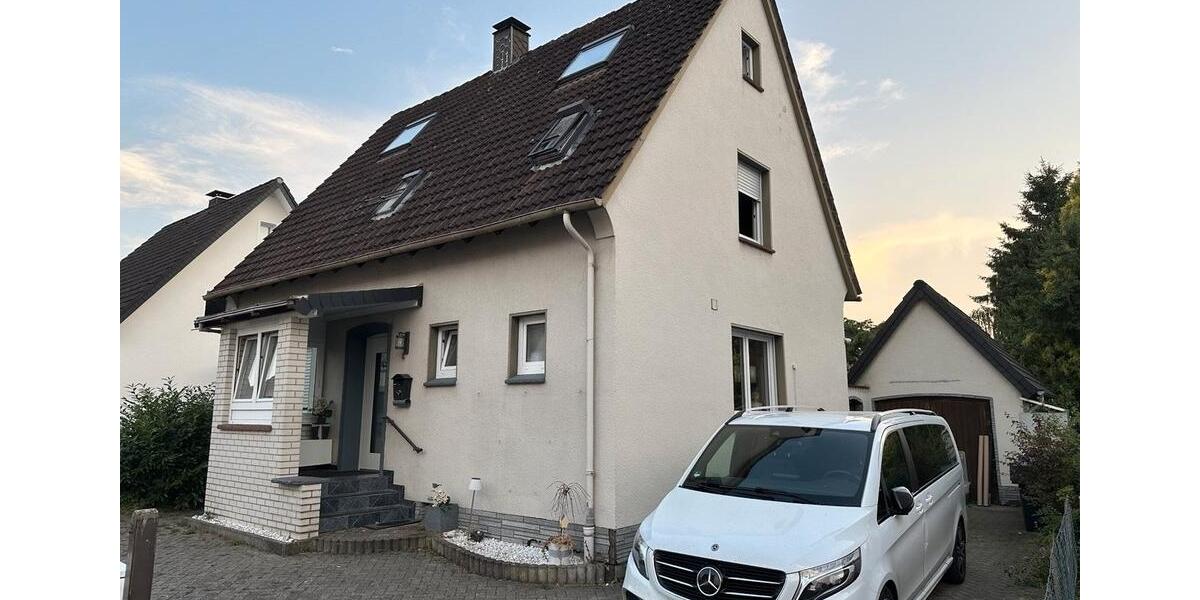 Einfamilienhaus Lage - 6 Zimmer, 120 m&sup2;, 379.000&euro; | Angebot:27086069