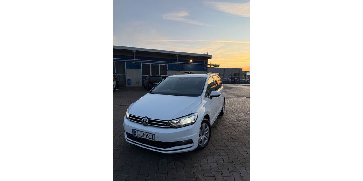 VW Touran 89.486 km 23.899 &euro; Bielefeld 33739