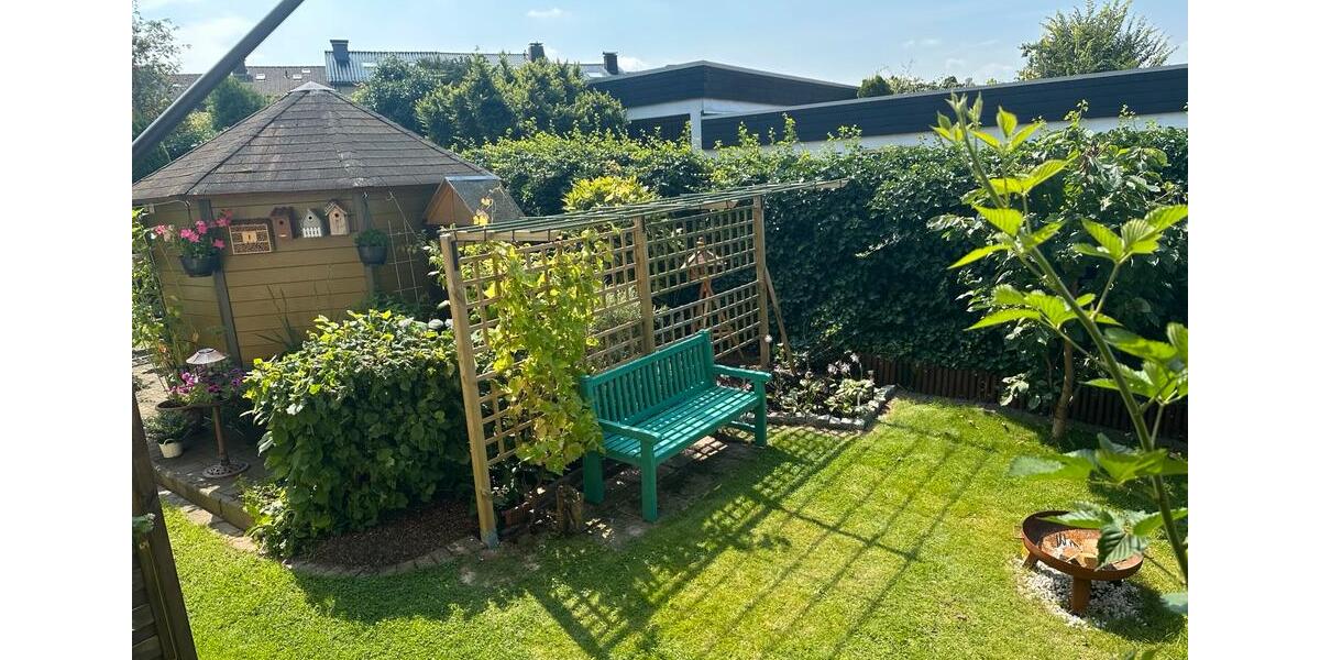 Erdgeschoßwohnung Bielefeld Jöllenbeck - 5 Zimmer, 160 m&sup2;, 260.000&euro; | Angebot:24984731