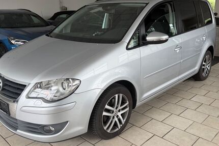 VW Touran 213.000 km 4.450 &euro; Detmold 32756