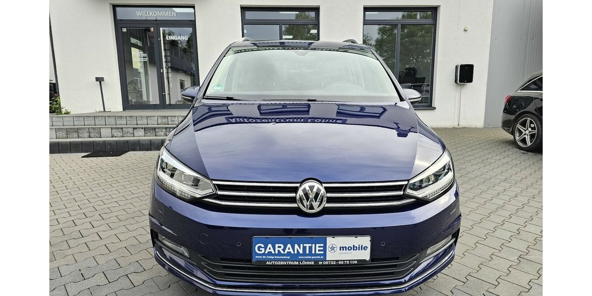 VW Touran 1.4 TSI SOUND NAVI PANO LED AHK 69.950 km 21.490 &euro; Löhne 32584
