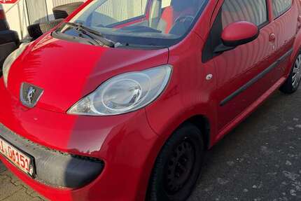 Peugeot 107 172.000 km 999 &euro; Bielefeld 33647