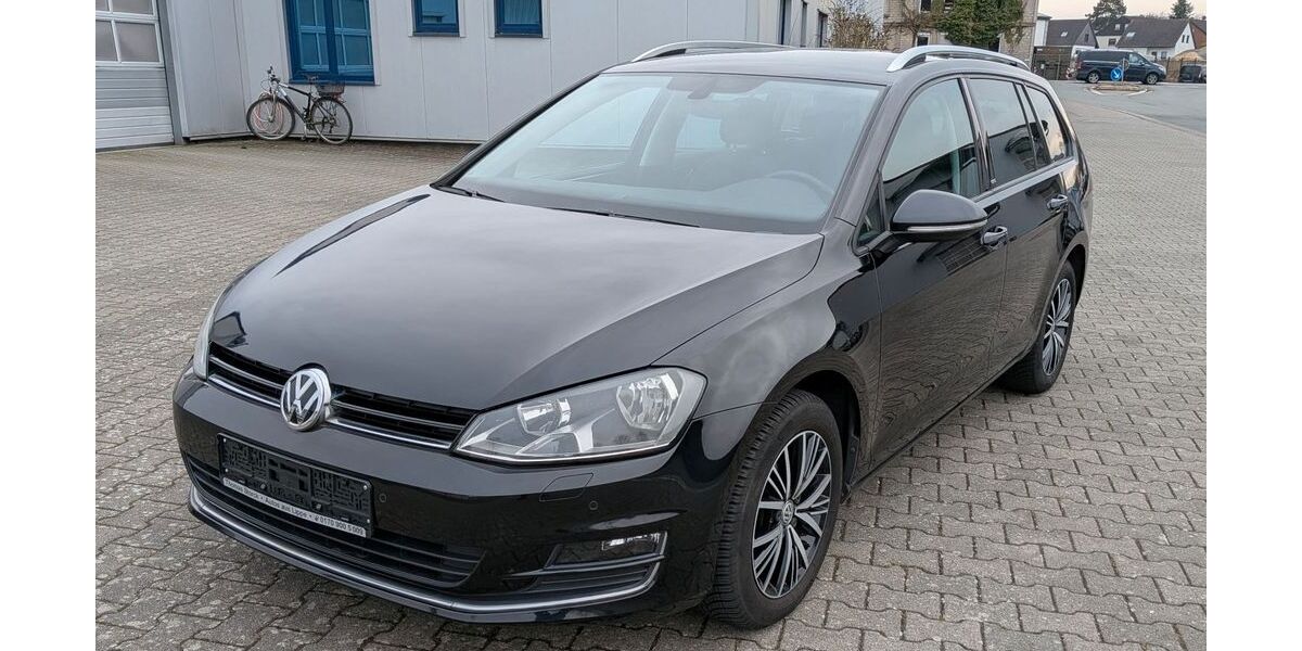 VW Golf 79.000 km 13.990 &euro; Lage 32791