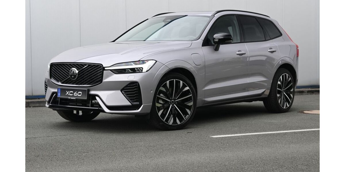 Volvo XC60 2.600 km 73.900 &euro; Gütersloh 33334