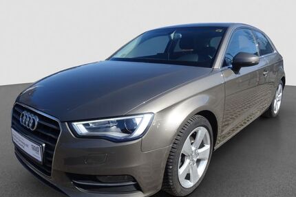 Audi A3 118.757 km 12.490 &euro; Löhne 32584