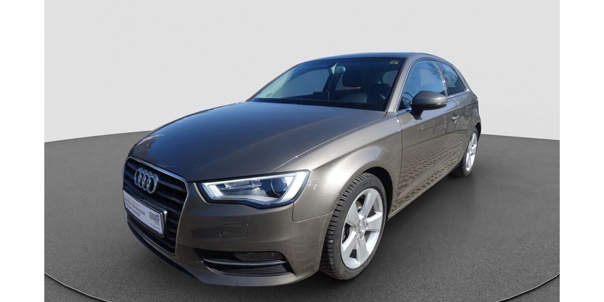 Audi A3 118.757 km 12.490 &euro; Löhne 32584
