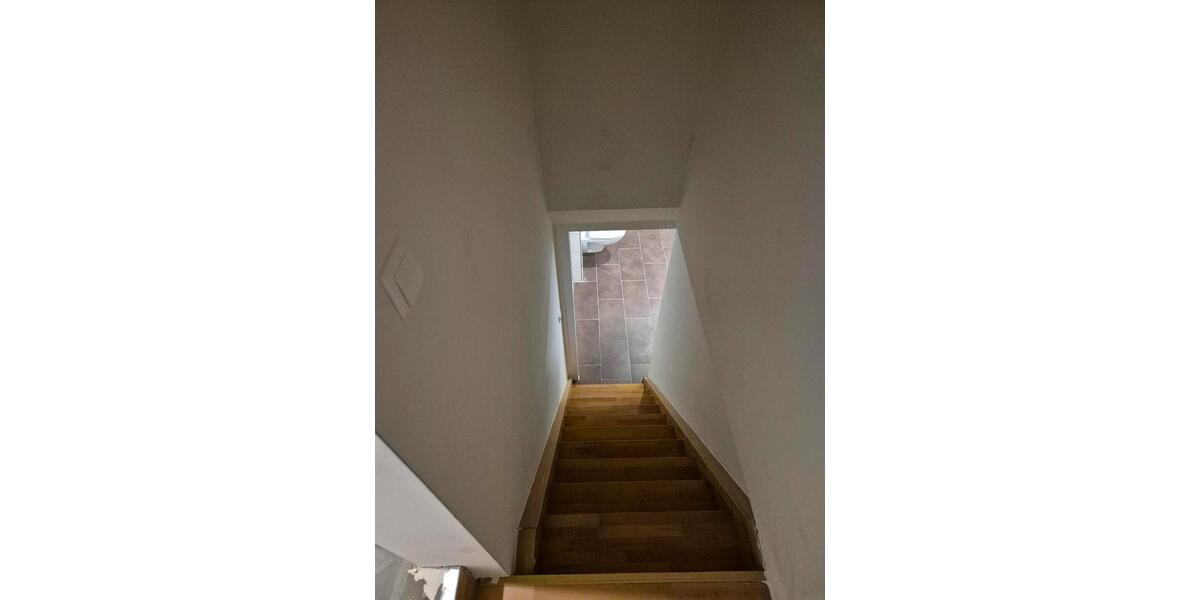 Großzügige Altbauwohnung mit Garten – sofort verfügbar 5 zimmer