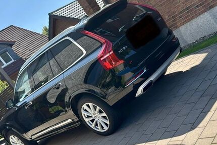 Volvo XC90 124.084 km 29.400 &euro; Leopoldshöhe 33818
