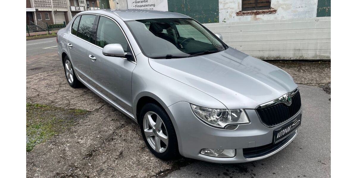 Skoda Superb 113.770 km 8.450 &euro; Bielefeld 33617