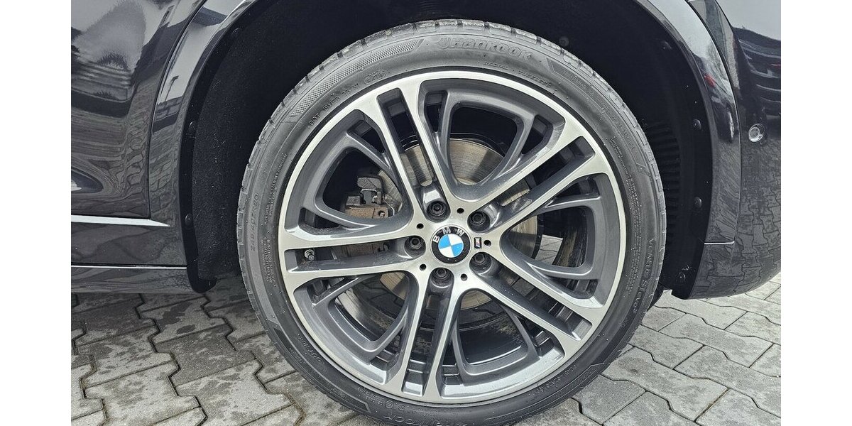 BMW X3 xDrive 30d M Sport LEDER NAVI LED PANO. 114.801 km 29.490 &euro; Löhne 32584