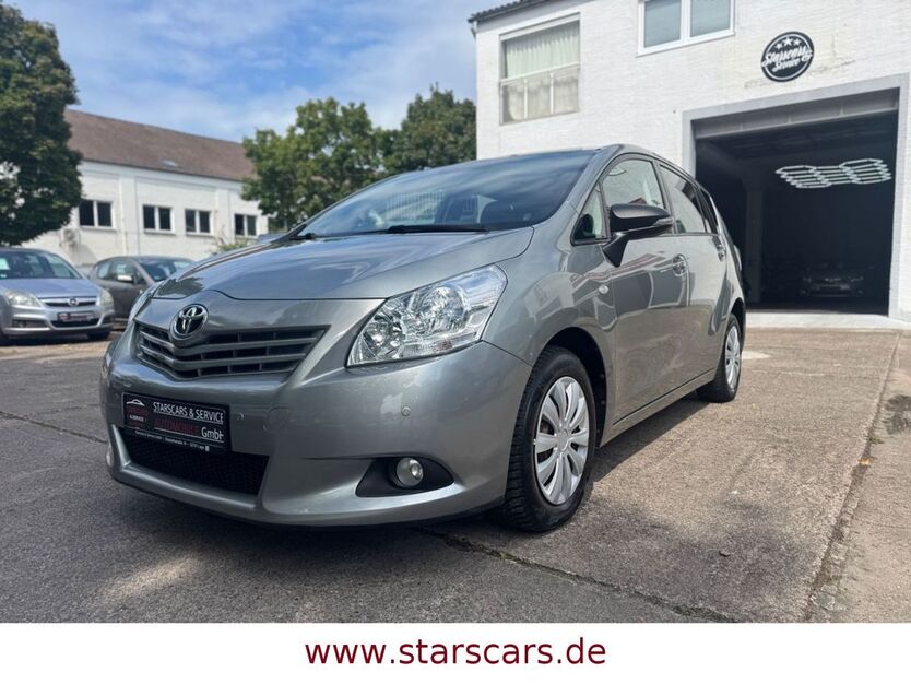 Toyota Verso 160.000 km 10.990 € Lage 32791