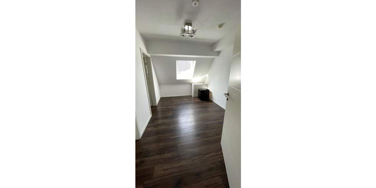 Einfamilienhaus Bielefeld Sennestadt - 6 Zimmer, 141 m&sup2;, 499.000&euro; | Angebot:25375100