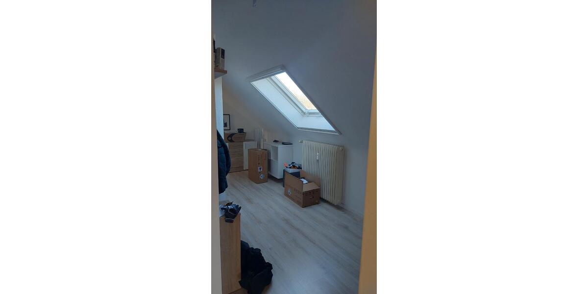 Dachgeschoßwohnung Gütersloh Kattenstroth - 2.5 Zimmer, 70 m&sup2;, 560&euro; | Angebot:26123590