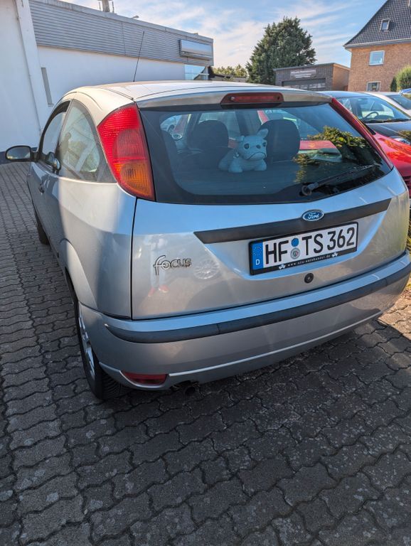 Ford Focus 127.500 km 2.250 € Vlotho 32602
