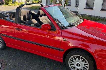VW Golf 215.897 km 2.999 &euro; Rietberg 33397