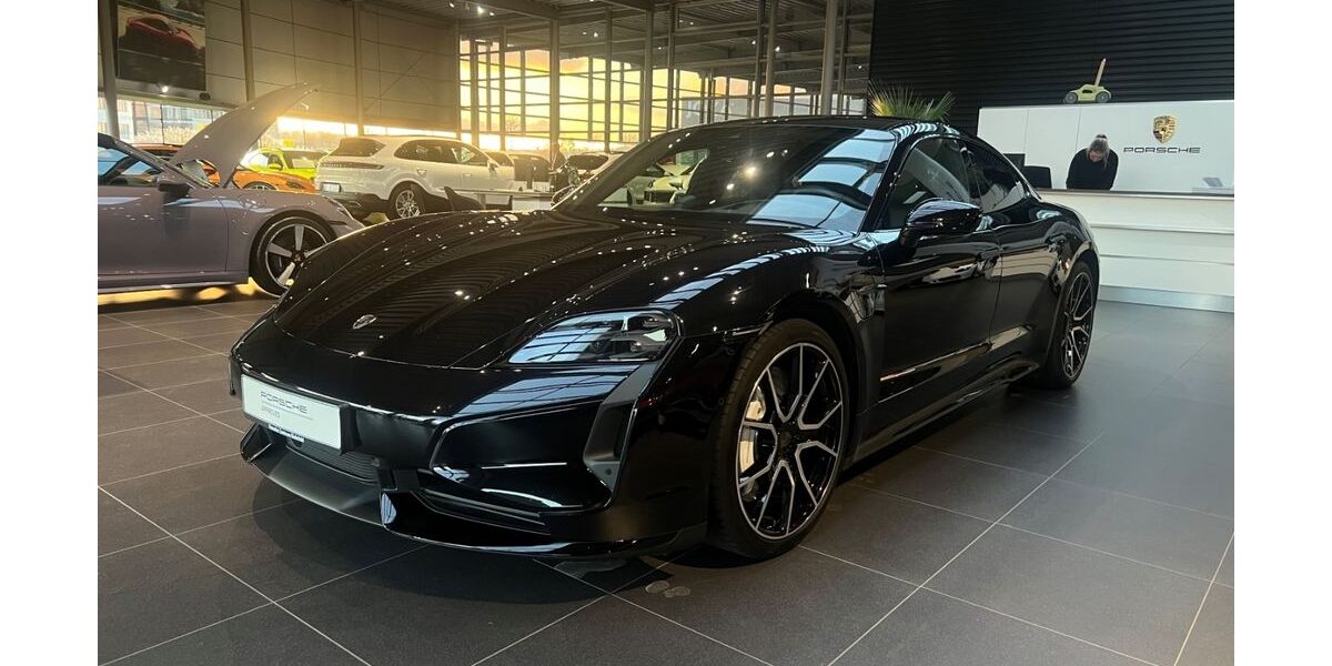 Porsche Taycan 10.900 km 158.700 &euro; Bielefeld 33719