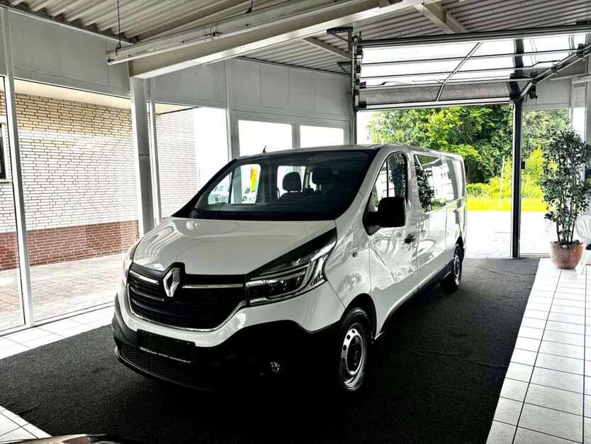 Renault Trafic 45.000 km 25.999 € Bad Salzuflen 32107