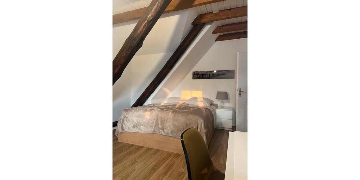 Maisonettenwohnung Hiddenhausen - 3 Zimmer, 157 m&sup2;, 1.350&euro; | Angebot:25635937