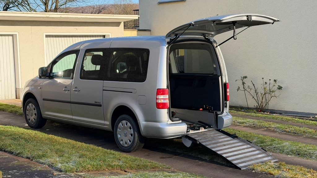 VW Caddy Maxi 185.000 km 17.587 &euro; Herford 32049