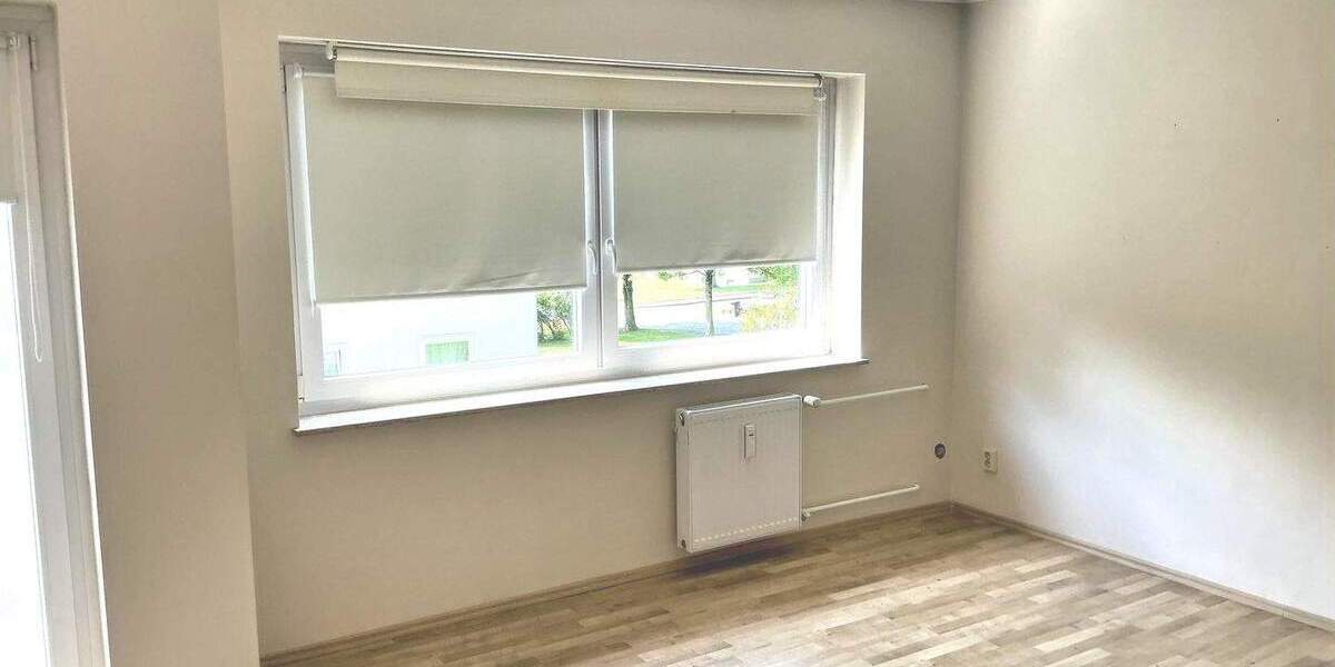 Etagenwohnung Detmold Hakedahl - 3 Zimmer, 72 m&sup2;, 99.900&euro; | Angebot:25663804