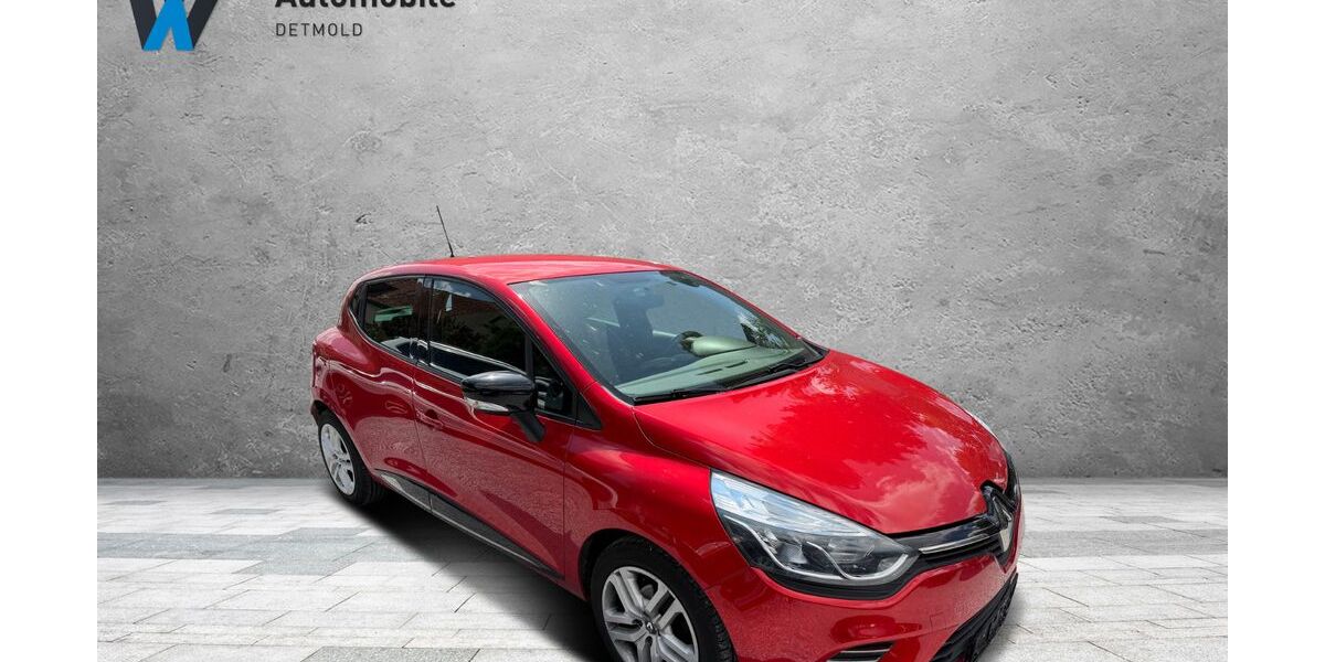 Renault Clio 82.000 km 7.499 &euro; Detmold 32758