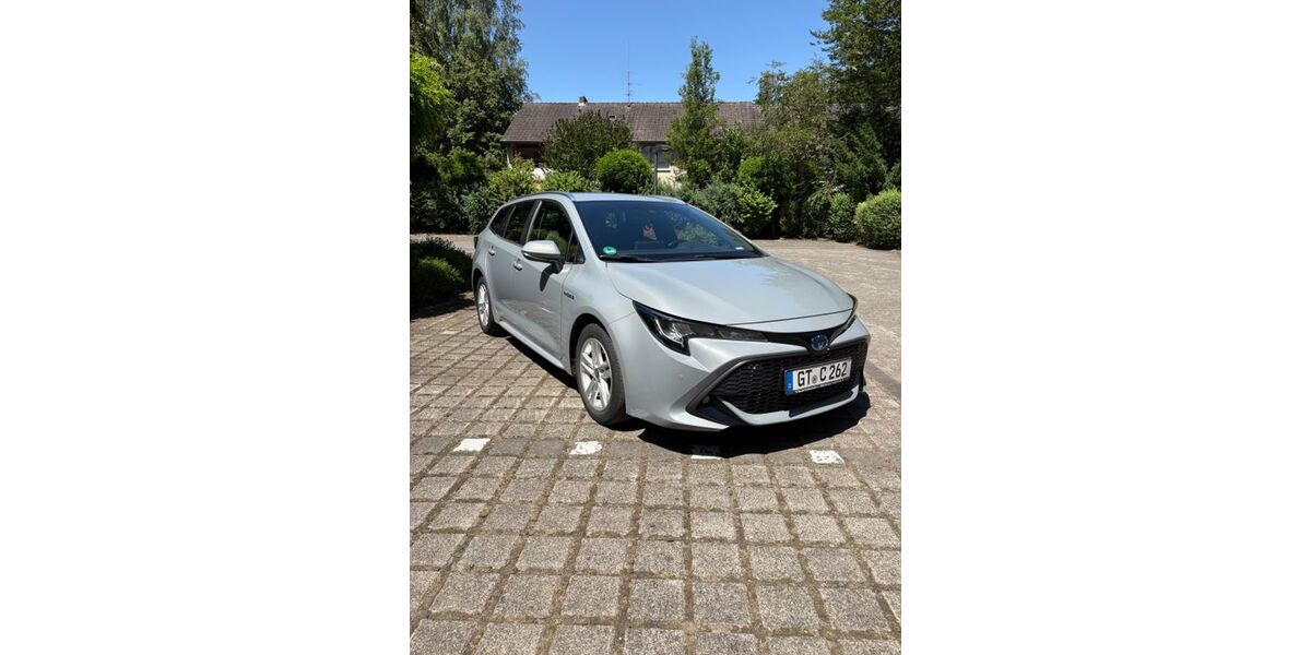 Toyota Corolla 92.500 km 17.490 &euro; Gütersloh 33335